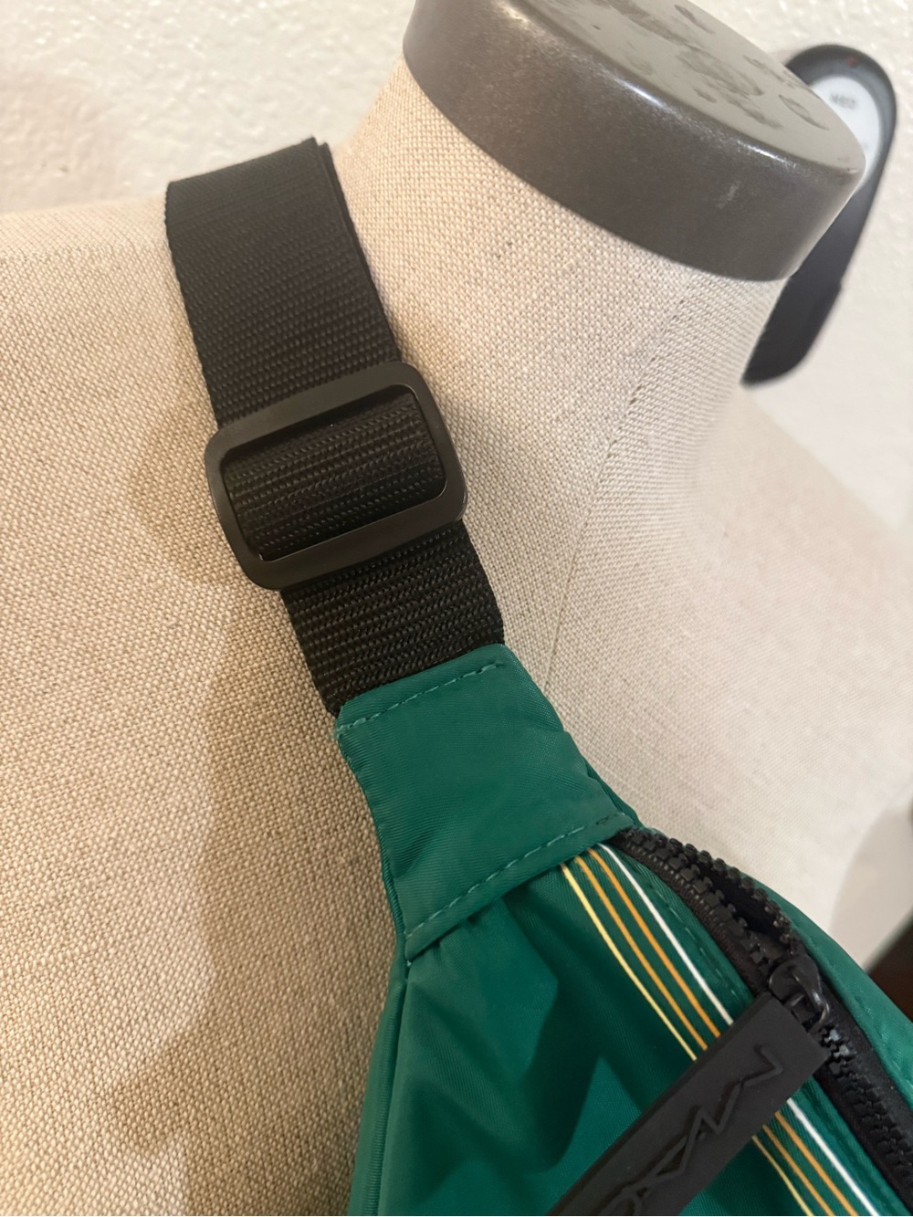 MAC Cosmetics X Stranger Things Belt Bag - Picture 6 of 8
